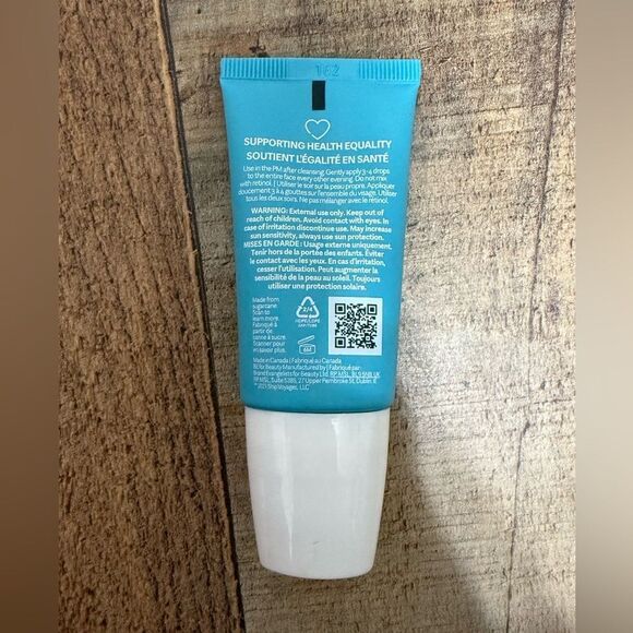 Selfless by Hyram Mandelic Acid & Rice Bran Gentle Exfoliating Serum  (1 fl oz) - Picture 2 of 4